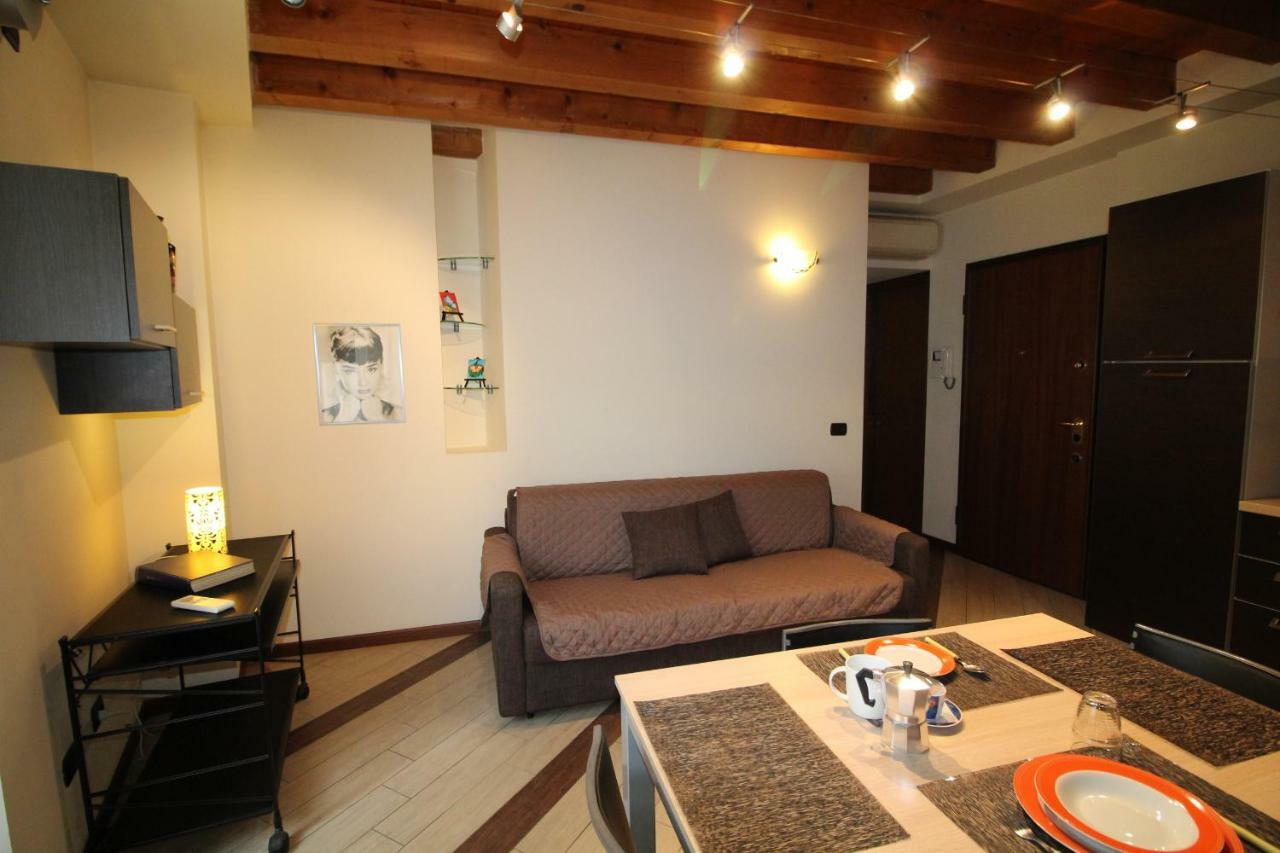 Appartamenti "Residence Mgm" Ponte San Pietro  Exteriör bild
