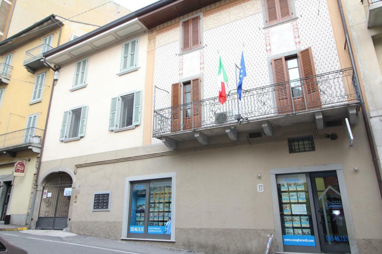 Appartamenti "Residence Mgm" Ponte San Pietro  Exteriör bild